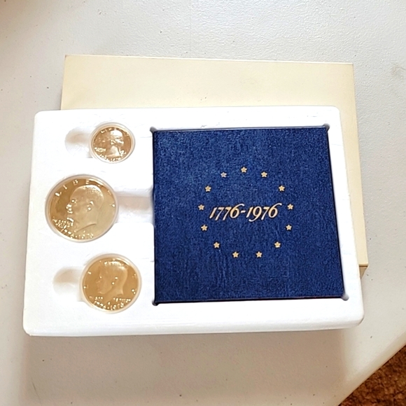 17761976 Mint Proof Bicentennial Set from U.S. Treasury - Picture 1 of 3